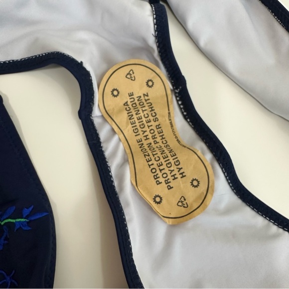 Cupshe Womens Navy Bikini Bottom with Embroidered Flowers on Hips (Sides) 4X - Picture 3 of 7